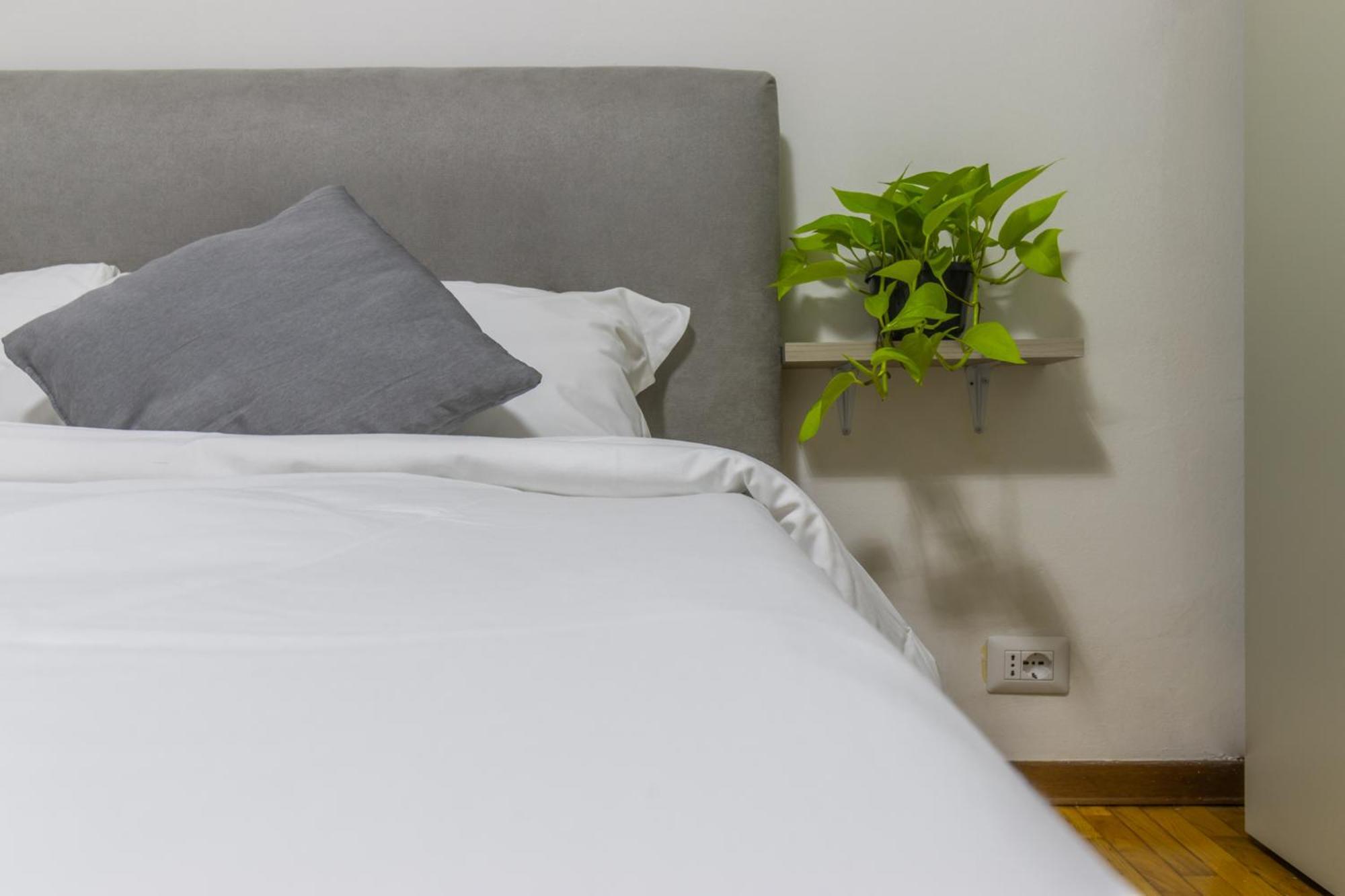 Ottonelli Street Stay- Wifi Fibra Free Tra Storchi & Centro Storico Modena